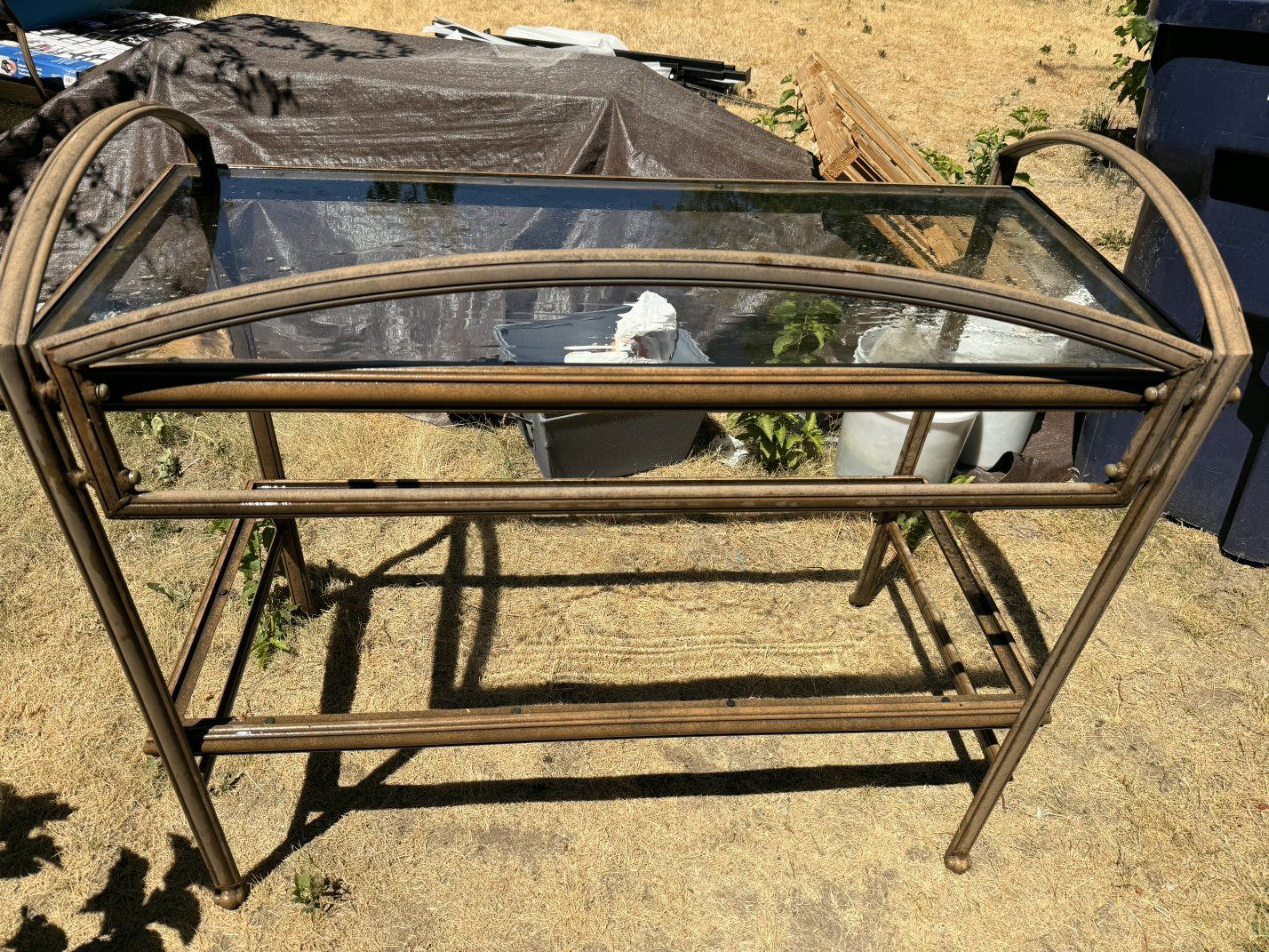 Main image 3