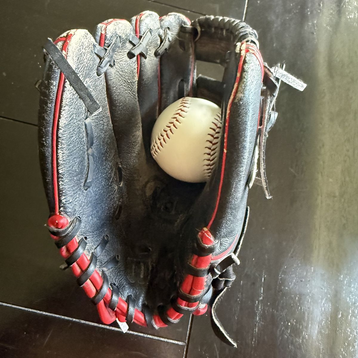 Wilson A450 11” Baseball Glove Lefty