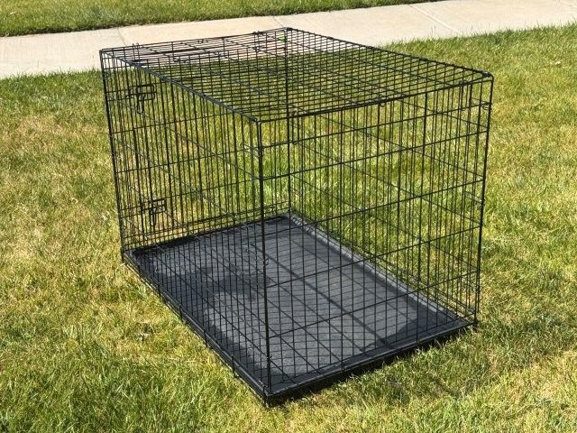 Extra Large Wire Dog Crate 42"L