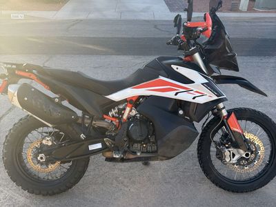 2019 KTM 790 Adventure R