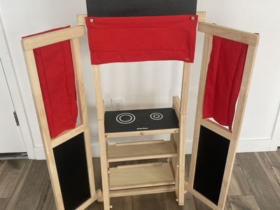 Play kitchen/market/theatre