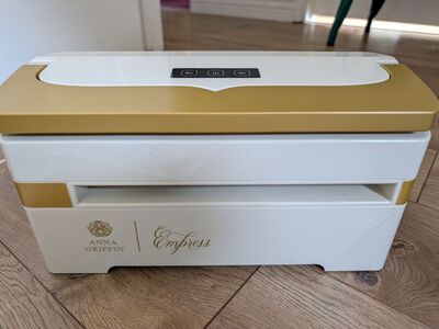 Anna Griffin Empress Die Cutting Maching regular size