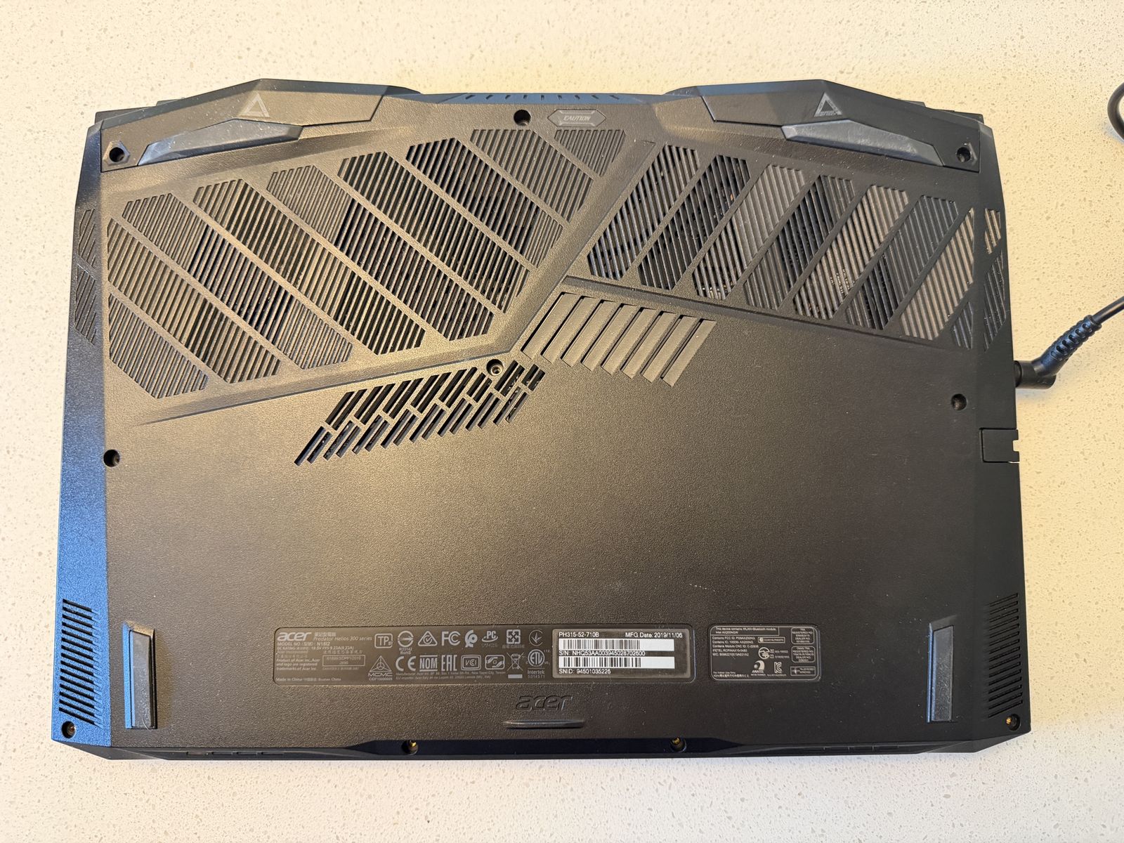 Main image 3