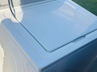 Whirlpool White Top-Load Washing Machine with Agitator