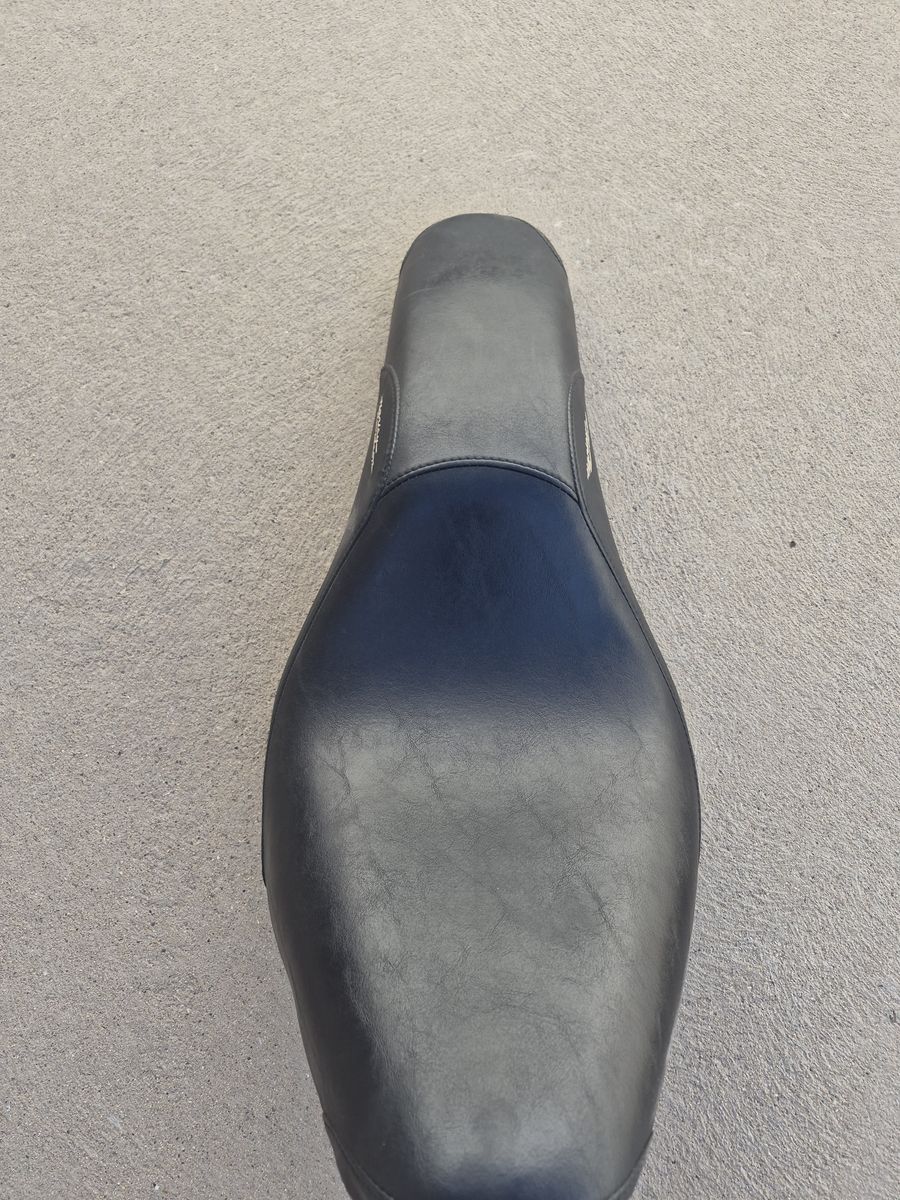 Harley Davidson Seat with small passenger seat