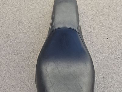 Harley Davidson Seat with small passenger seat
