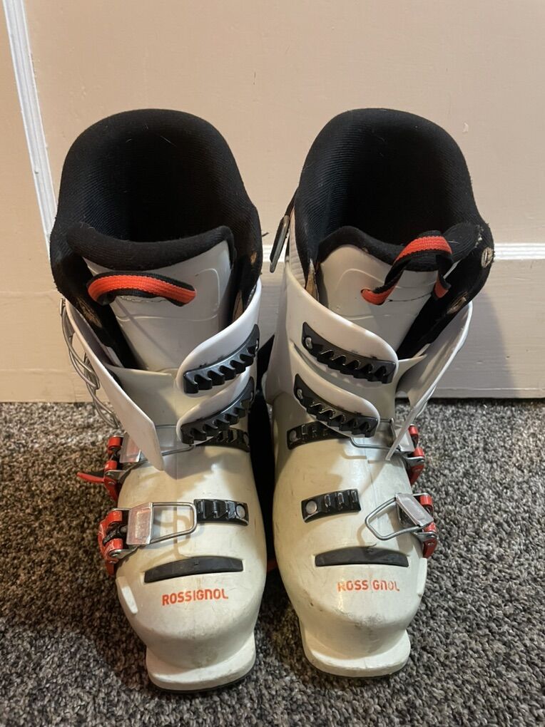$30 Kids Rossignol Hero Jr 65 ski boots size 21.5
