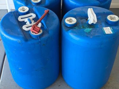 Set of 4 - 15 Gallon Water Storage Tanks with Cap Wrench and Siphon Pump