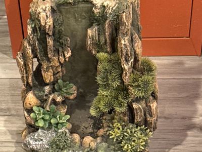 Underwater waterfall