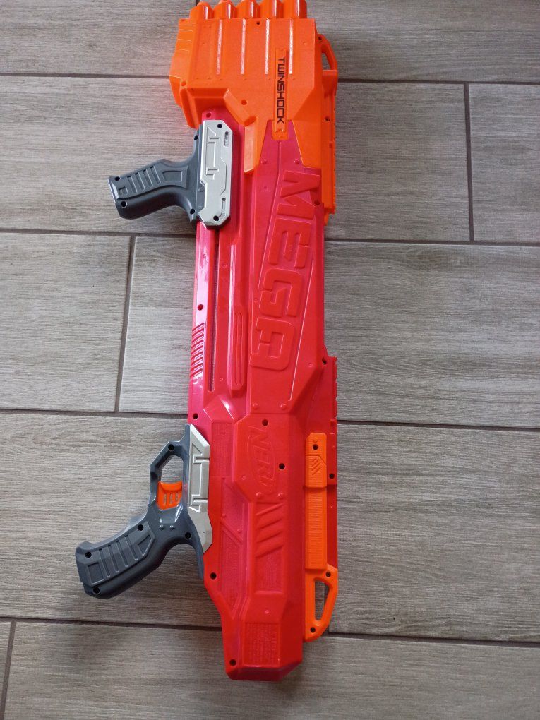 Nerf Mega Twinshock
