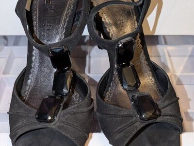 White House Black Market 2007 Beaded Sandal High H