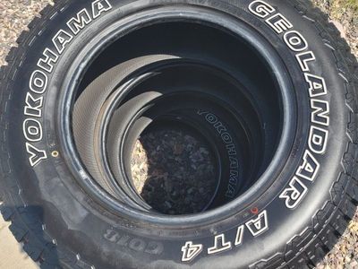 Used Yokohama Geolandar A/T4 All-Terrain Truck Tires (Set of 4)