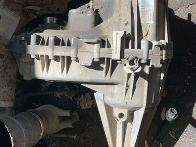 GM BW4485 AWD transfer case Denali Escalade GMT900