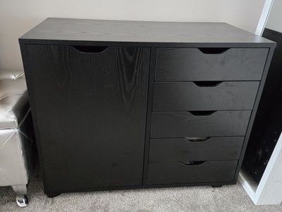 Black Woodgrain Cabinet with 5 Drawers and Side Cabinet