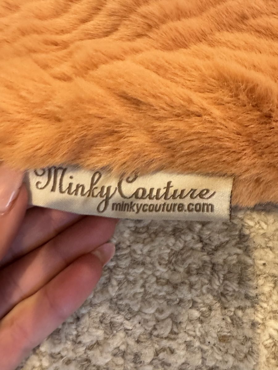 Minky Couture Fuzzy Soft Blanket - Rust Orange. Adult size 50 x 60. NEW