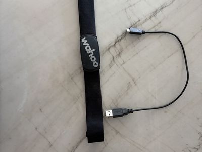 Wahoo Elemnt Bike Computer, Wahoo Tickr HR Monitor