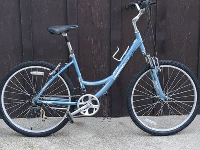2016 Diamondback Serene
