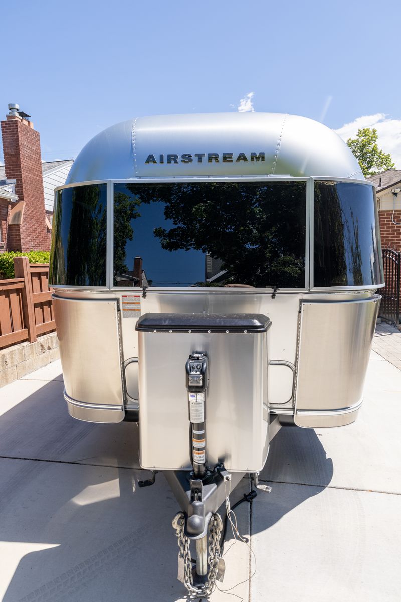 2025 Airstream Flying Cloud 23FB Twin - $79,987 - $103K MSRP + Upgrades