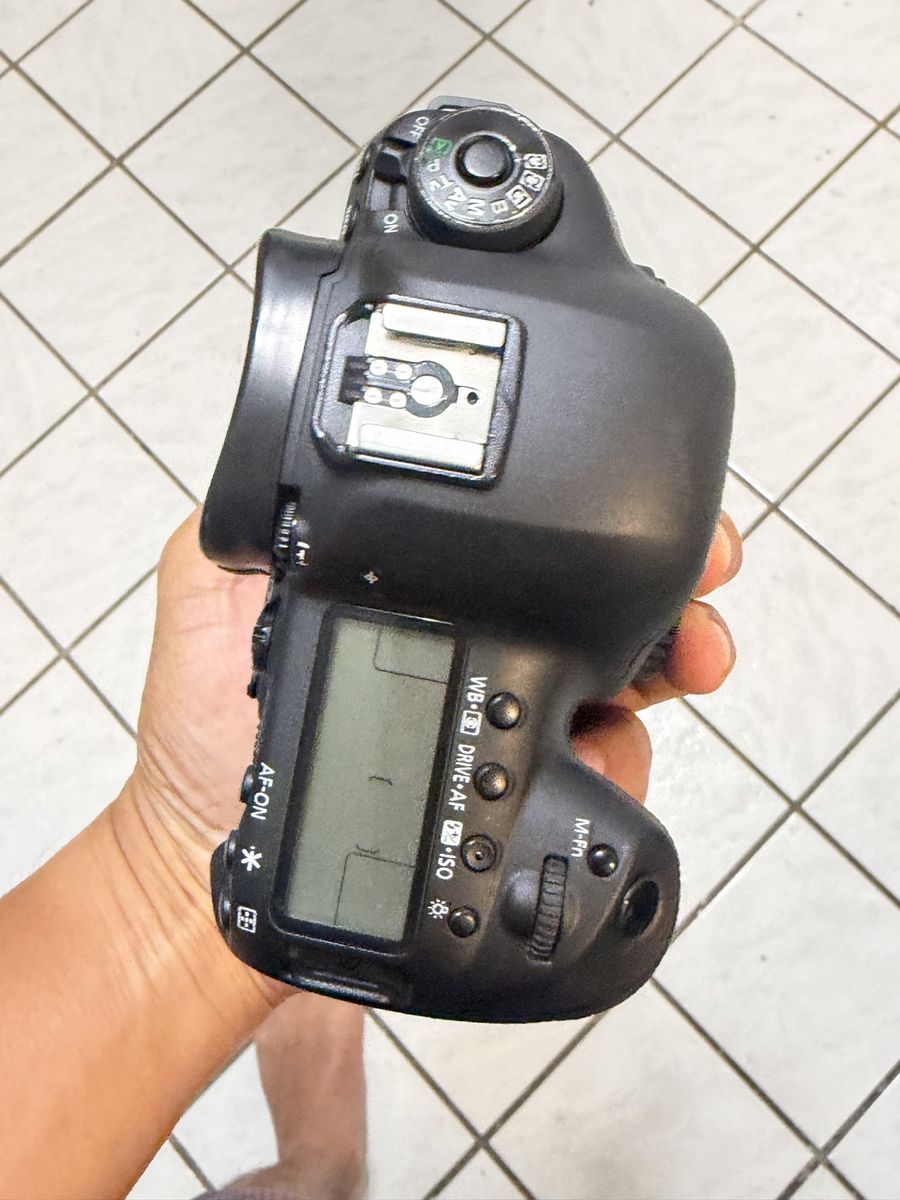 Main image 7