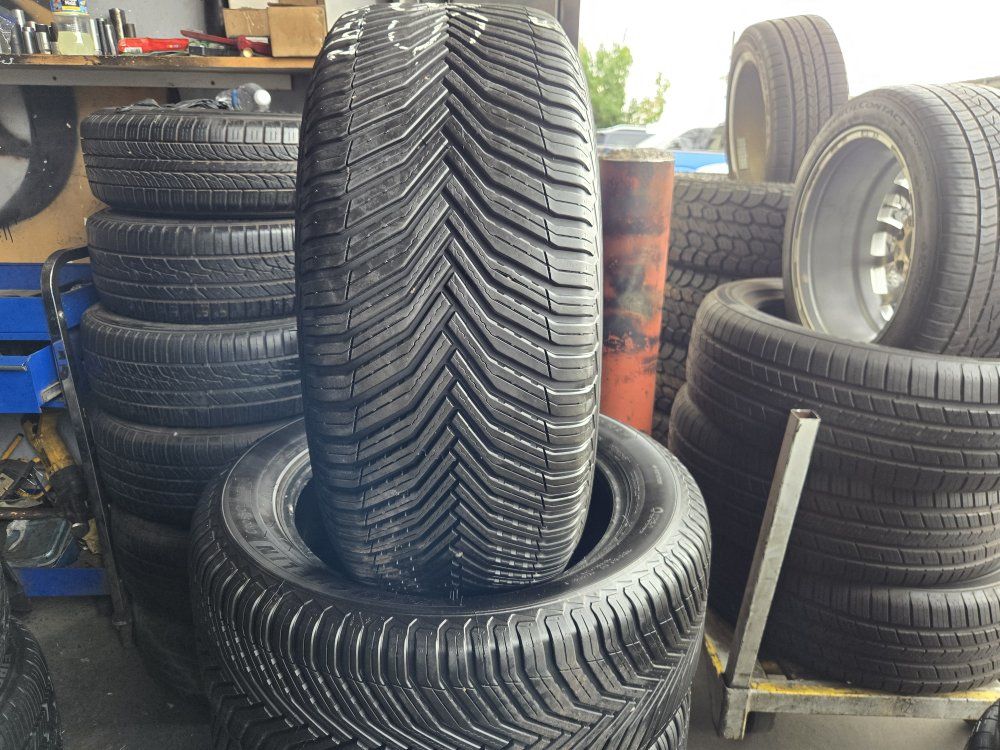SET 265/50R19 MICHELIN CROSS CLIMATE2