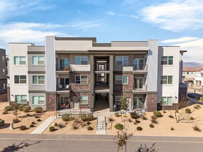 Amazing Condo in Desert Color