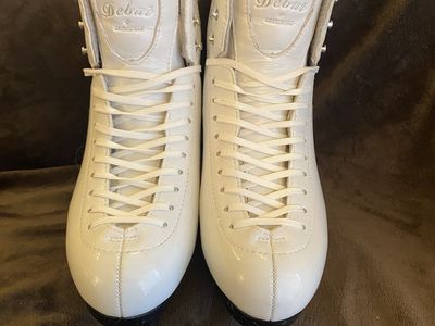 Jackson Debut Ice Skates