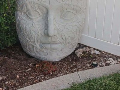 concrete face 3'X3'