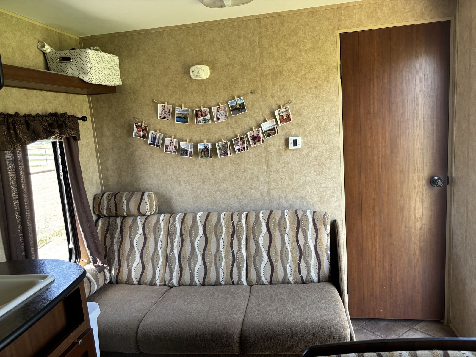 Main image 6