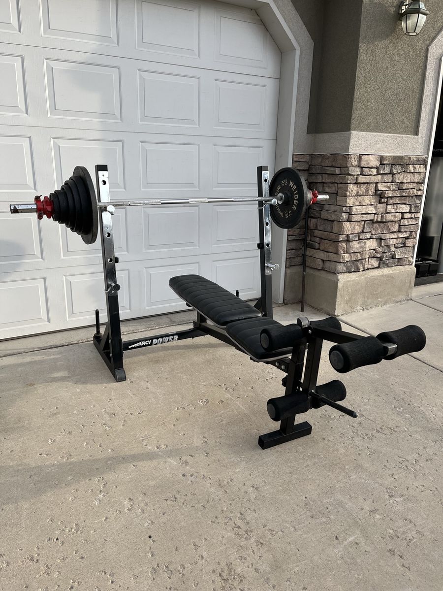 Olympic Weight Bench & 300lb Olympic Weight Set