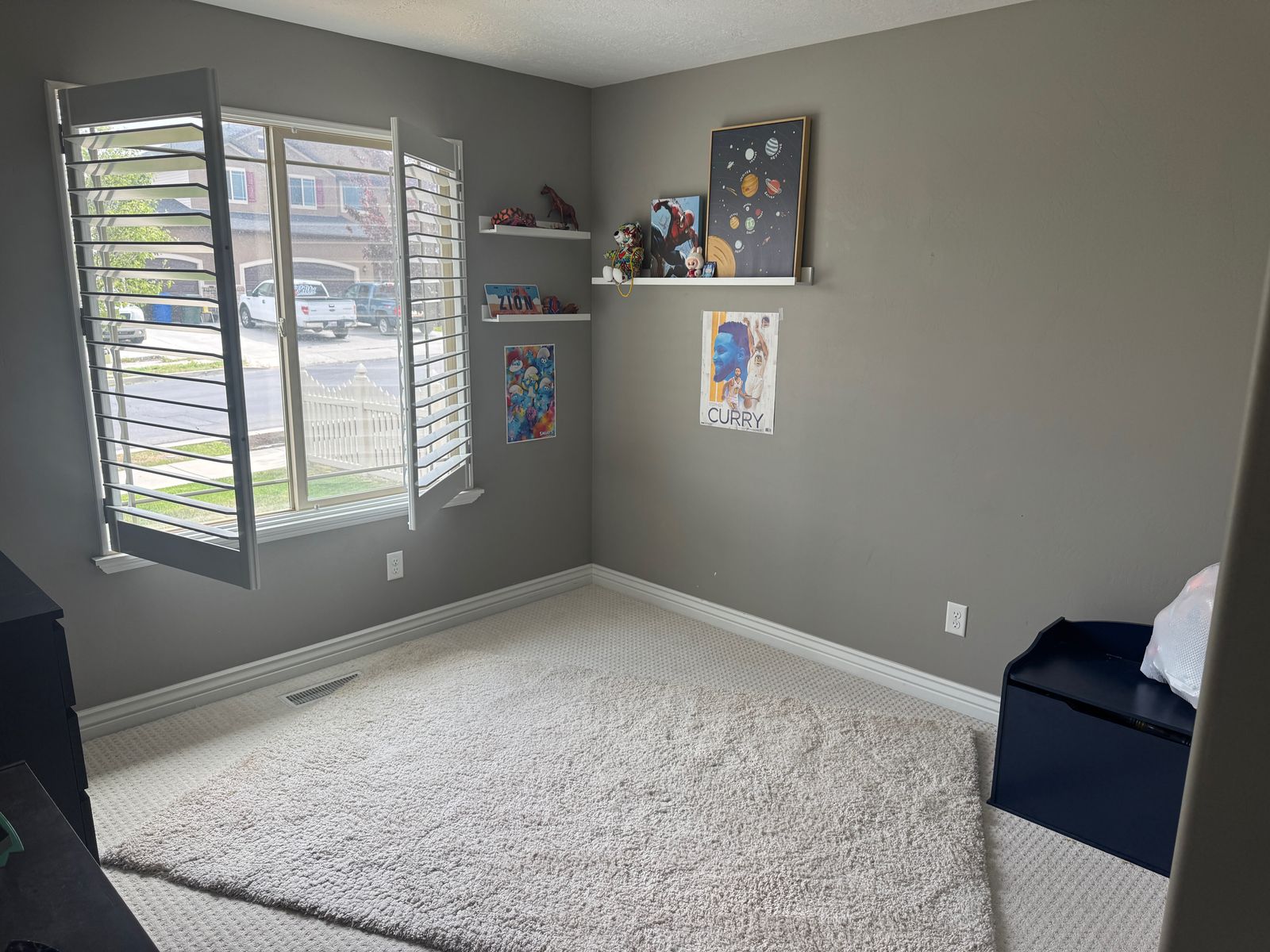Main image 15