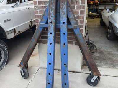 Heavy Duty Industrial Steel Gantry Crane Uprights - 2,000 lb Static Capacity