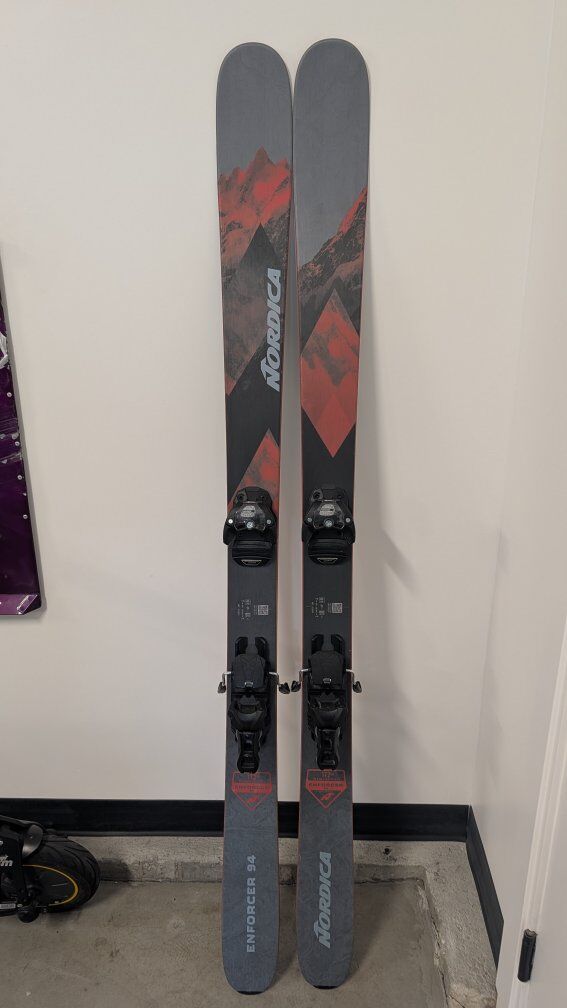 Nordica Enforcer 94 Skis