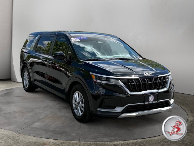 2022 Kia Carnival LX