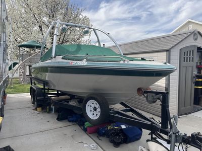1988 Sea Ray 23' Open Bow - Complete Turn-Key Package!