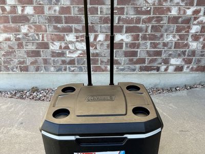 Coleman Xtreme 50 Quart Wheeled Cooler