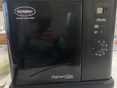 Butterball Deep Fryer - up to a 14lb turkey