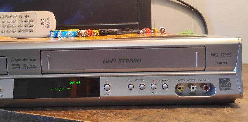 Main image 6