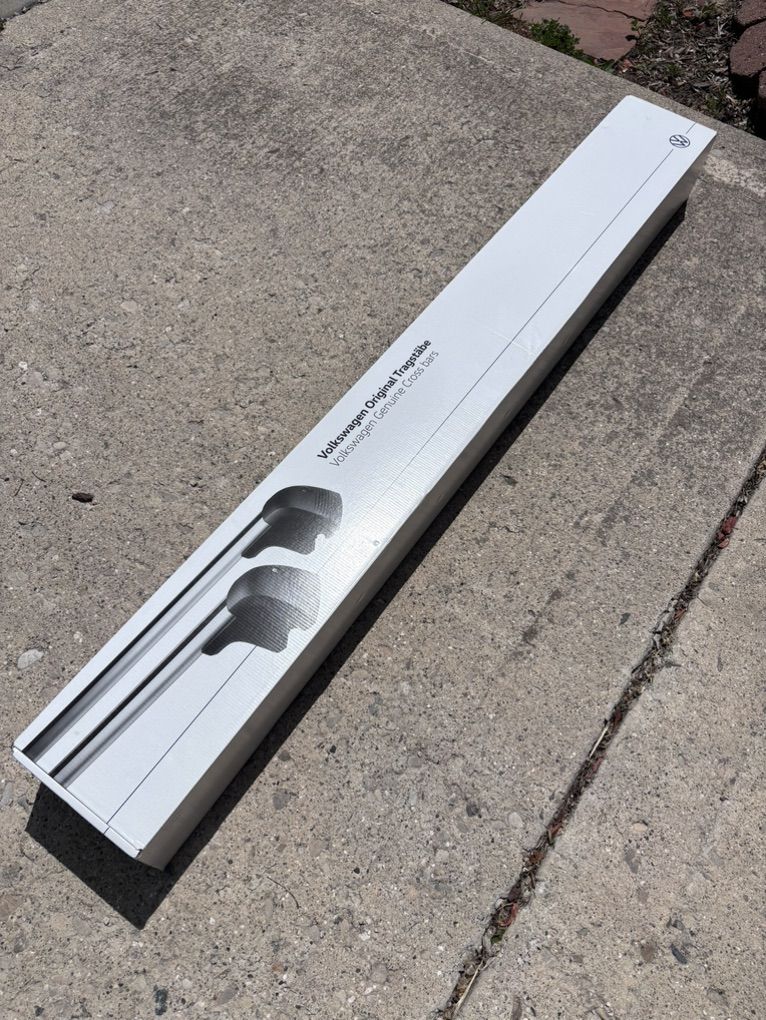 VW Atlas Crossbars
