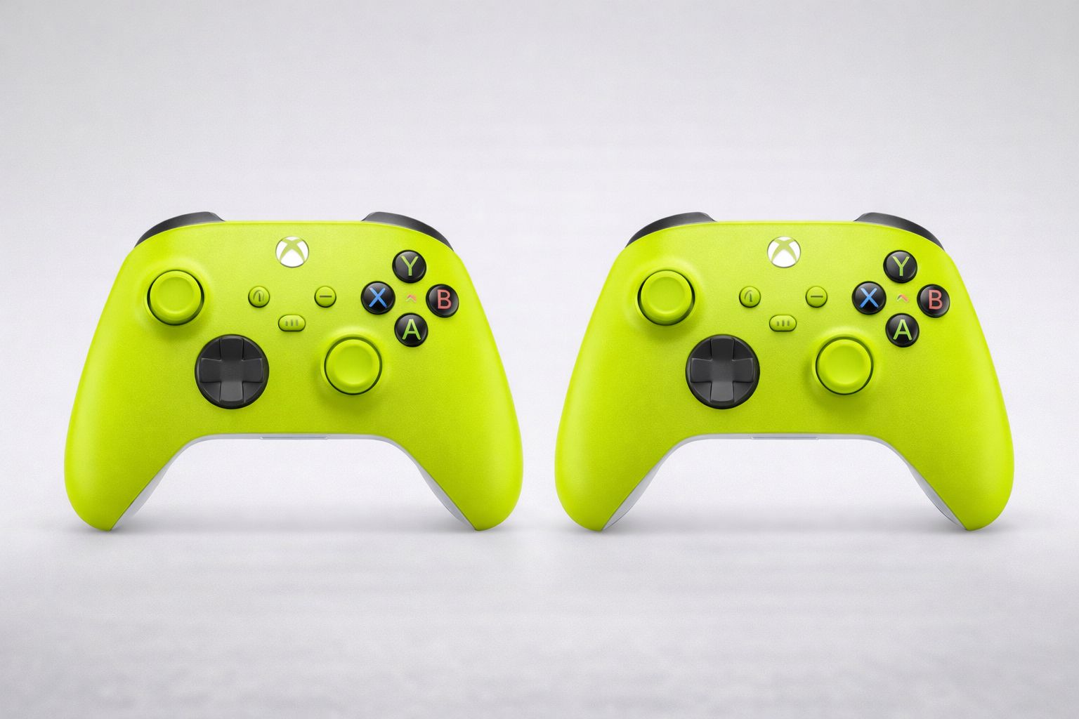 Xbox Series X Controllers (2)