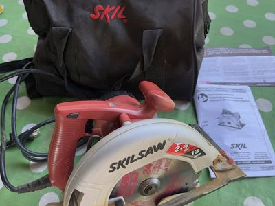 Skilsaw 5585 7 1/4” Circular Saw in Bag
