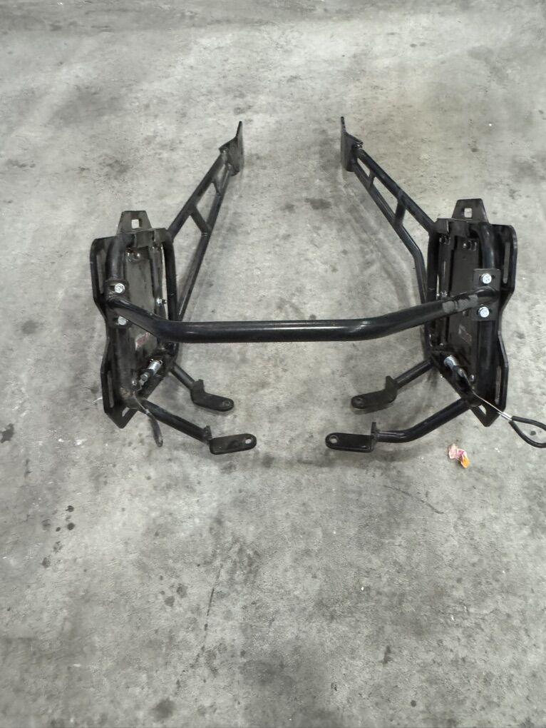 KTM 690 Enduro-Tusk pannier Rack And FilterS