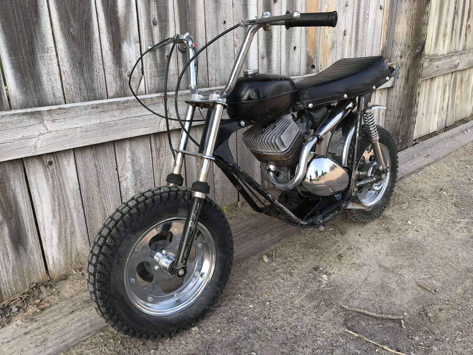 Speedway Black Shadow Vintage Minibike