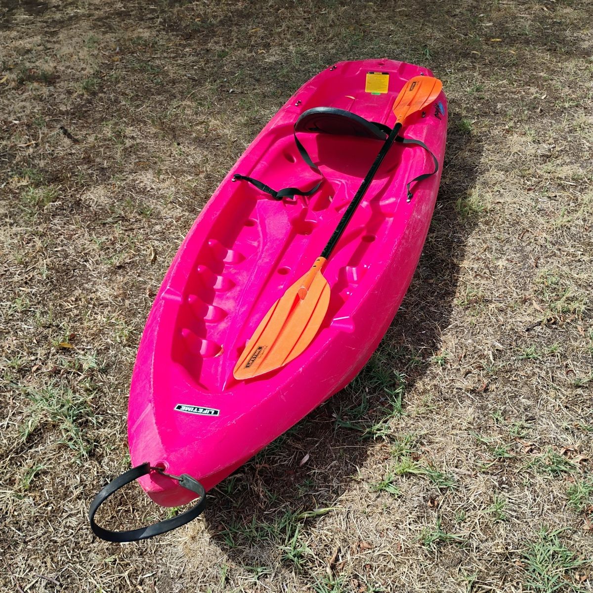 Lifetime Daylite 8 Ft Kayak W/Paddle ,Red
