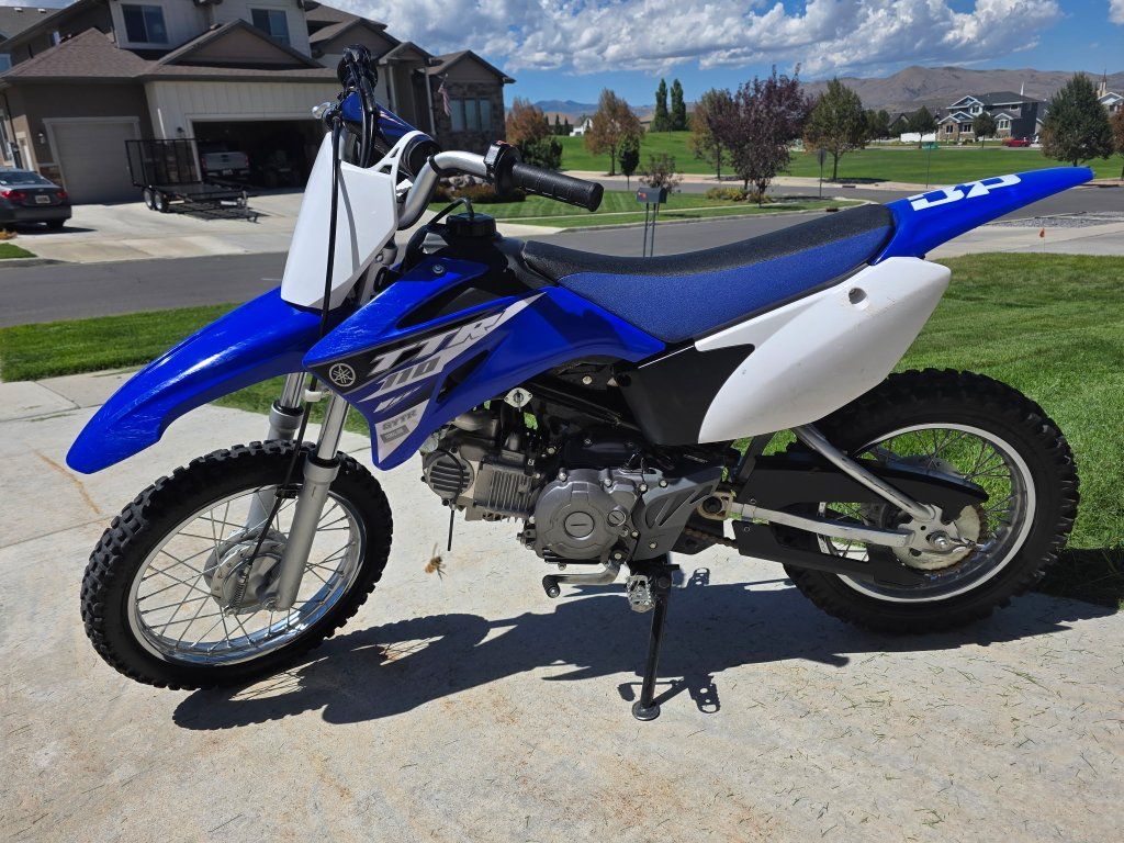 2015 Yamaha TT-R110E Motorcycle Dirt Bike