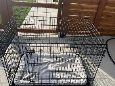 Portable metal kennel