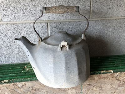 Vintage/antique watering pale