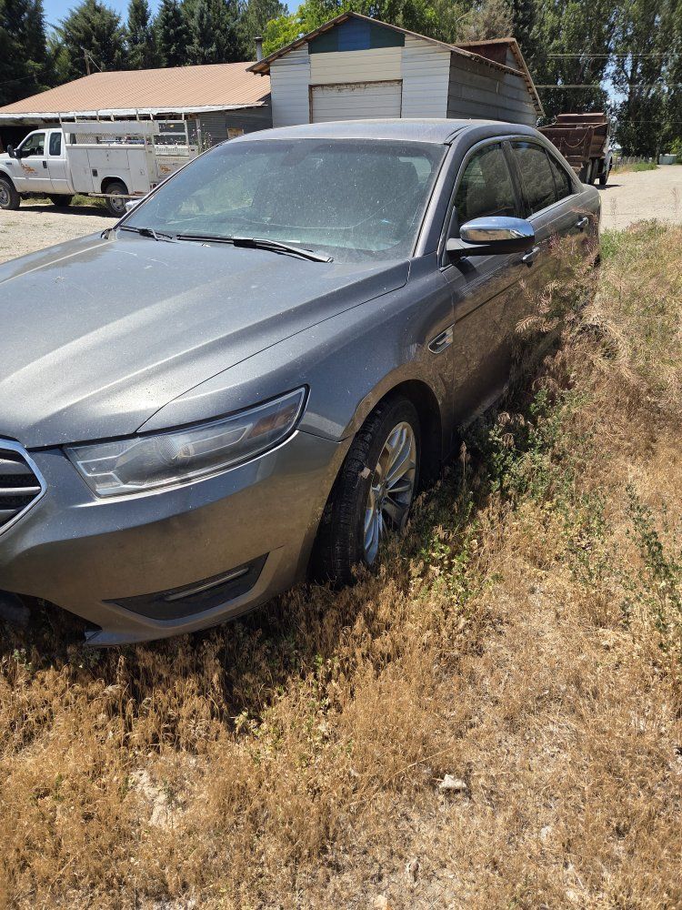 13 ford taurus limited
