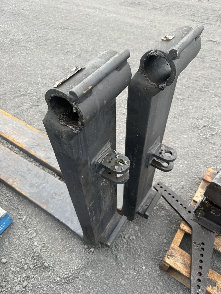 Main image 2
