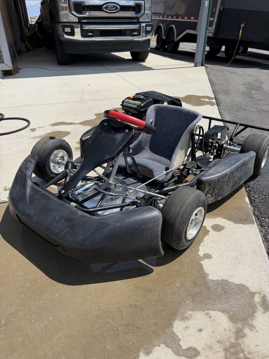 Kids go cart