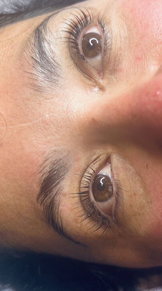 Lash Lift  And Tint